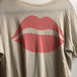 Wildfox small pink lips T-shirt very soft